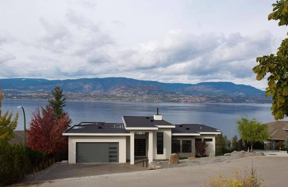 Home overlooking Okanagan Lake